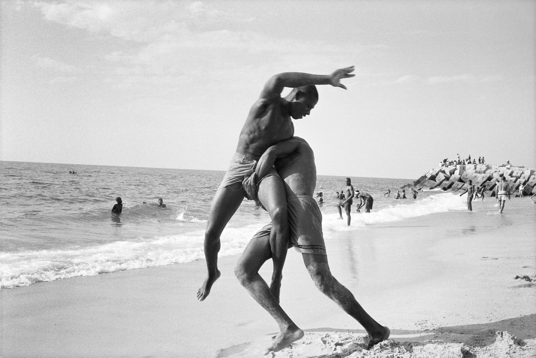 Guy Tillim - Luanda, Angola, 2001