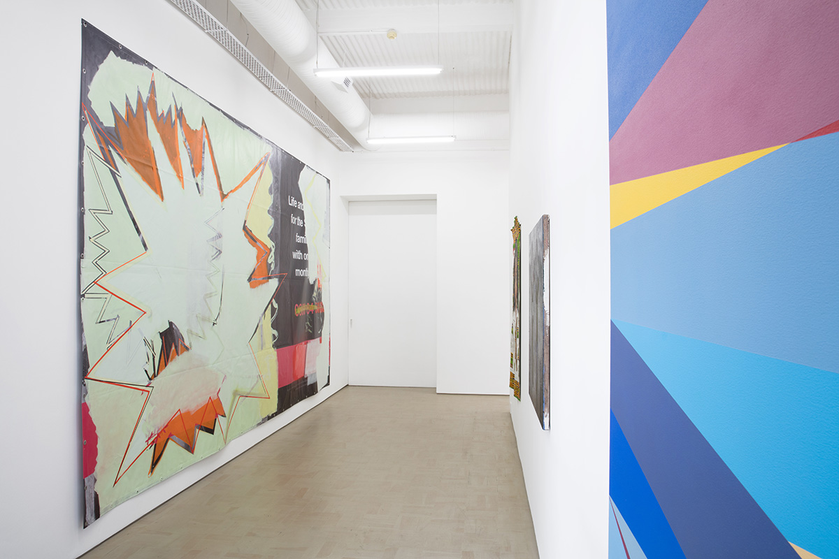 18.04 Installation view with works by Dorothee Kreutzfeldt (left) and Odili Donald Odita (right)