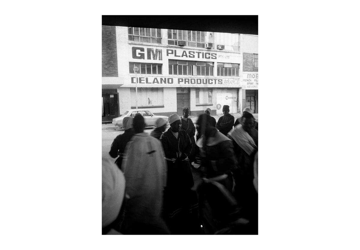 Santu Mofokeng - Doornfontein, Downtown, 1998