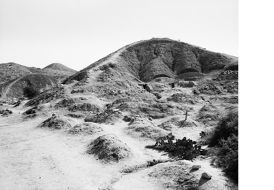 Hillside graves, Dombe Grande